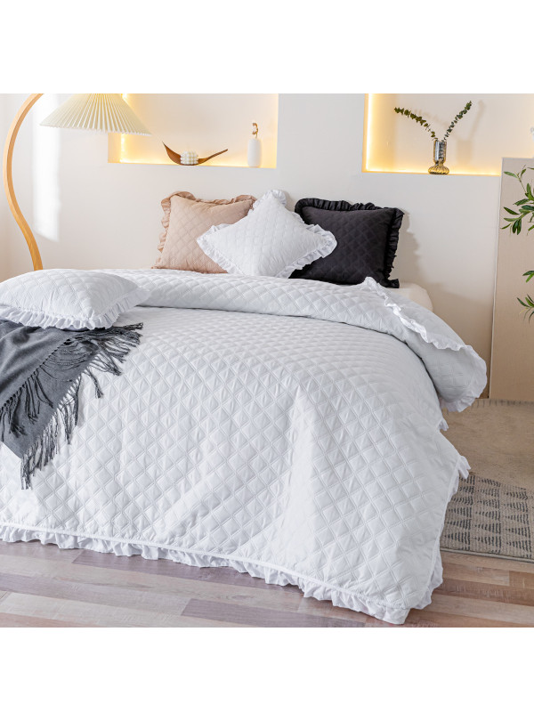 NARZUTA NA ŁÓZKO 200x220 PIKOWANA Z FALBANKĄ BIAŁA BIEL