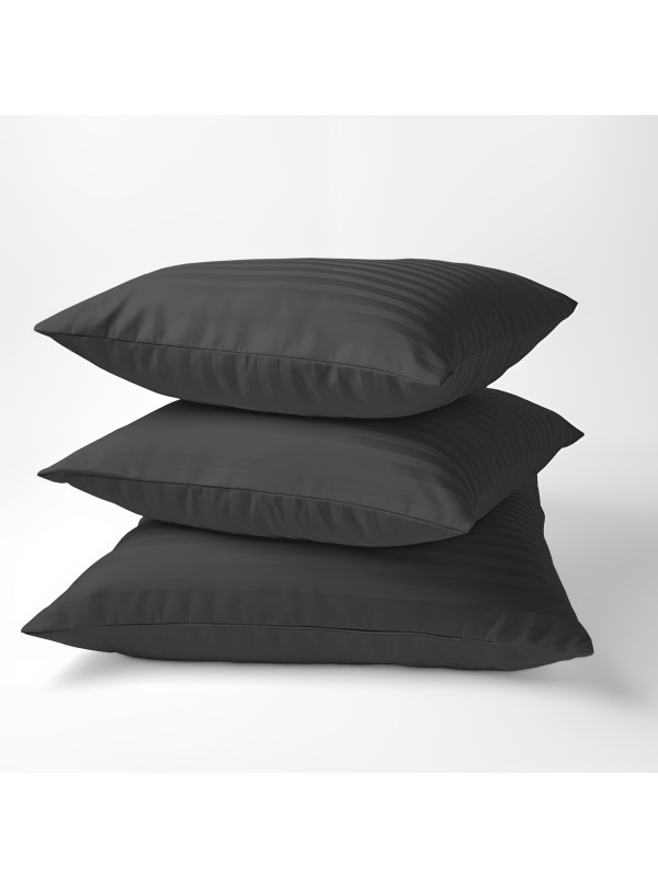 POSZEWKA NA PODUSZKĘ 70x80cm CZARNA Z ADAMASZKU