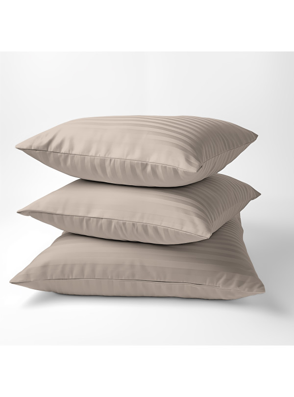 POSZEWKA NA PODUSZKĘ 70x80cm TAUPE Z ADAMASZKU