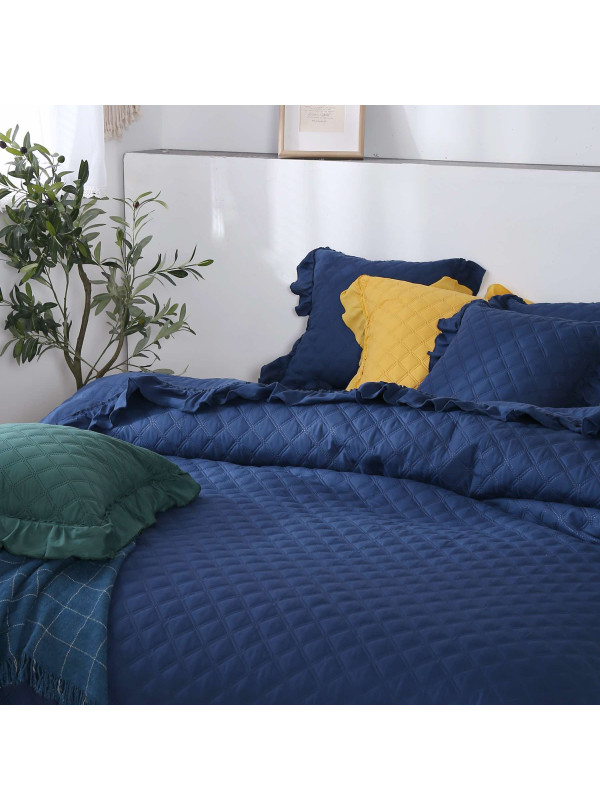 NARZUTA NA ŁÓZKO 200x220 PIKOWANA Z FALBANKĄ GRANATOWA